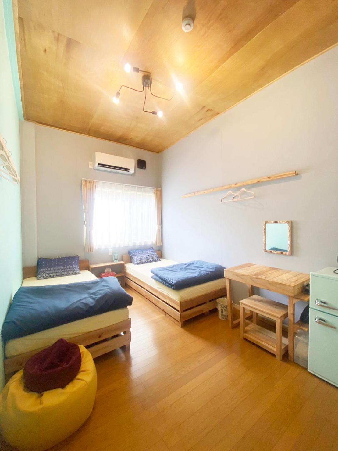 みーまん奄美 Hostel Amami Exterior photo